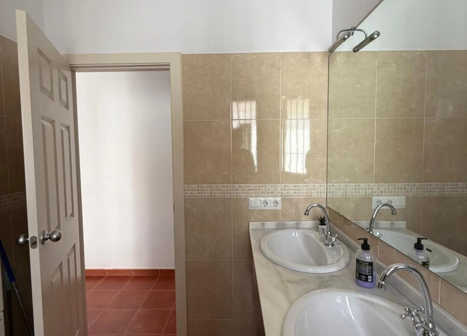 民宿 #1 Habitacion Doble Con Bano Compartido Sevilla Deluxe Los Rosales